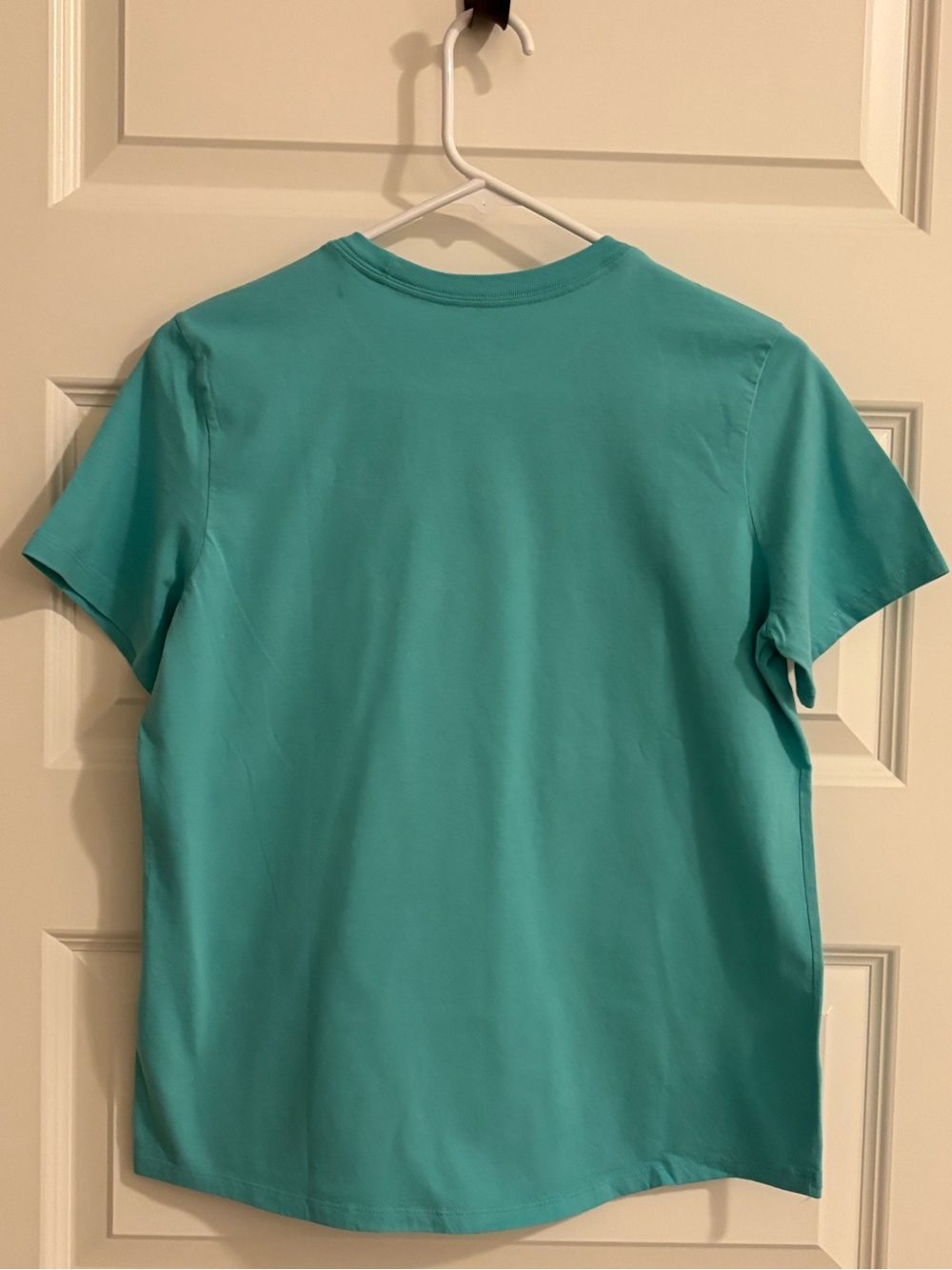Women’s Nike Tee - Picture 3 of 3